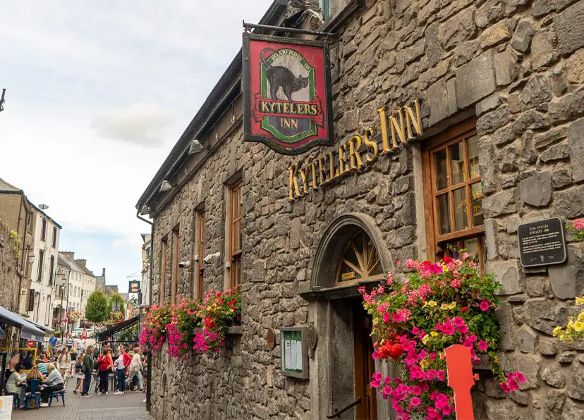 Kytelers Inn Restaurant Building